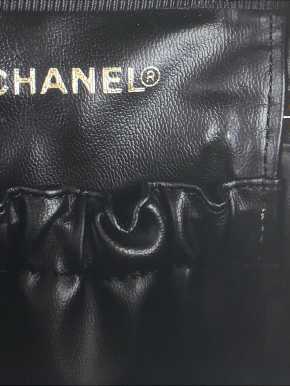 🆕Chanel CC Pattern LeatherVanity case🧳 - Picture 9 of 13